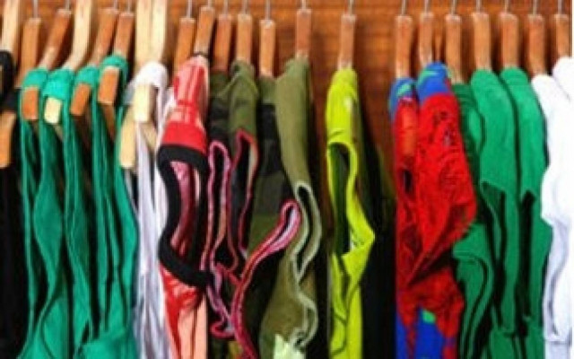 Διαβάστε πώς μαθήτριες έκλεβαν ρούχα από καταστήματα στις Σέρρες