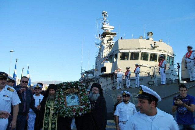 Στον Πειραιά η θαυματουργή εικόνα της Παναγίας της Χοζοβίωτισσας