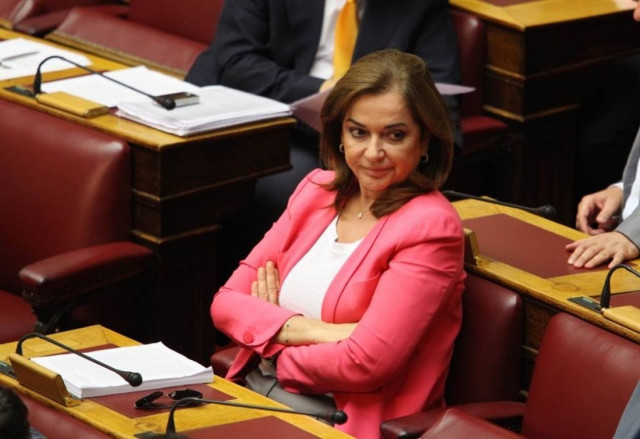 Μπακογιάννη: Φορολογούμε τους ίδιους και τους ίδιους