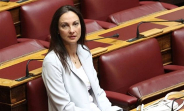 Κουντουρά: Ορμούν σαν πιράνχας στους οφειλέτες–Σκοπιά πάνω από τα ΑΤΜ