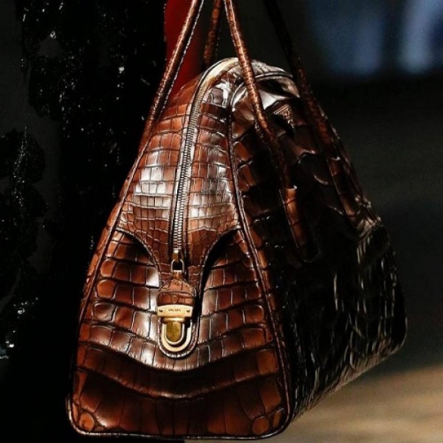 Ληστεία στη μόδα: κατάφερε και έκλεψε 905 τσάντες