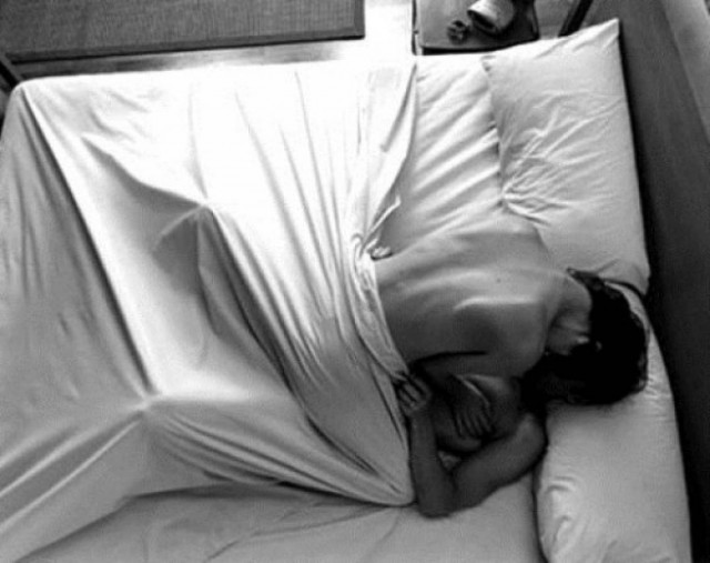 4 «θανατηφόρες» ατάκες για να του πείτε αμέσως μετά το sex!