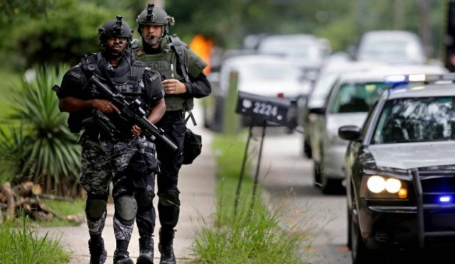 ΠΡΙΝ ΛΙΓΟ: Πυροβολισμοί σε ναυτικη βάση στο Τενεσί