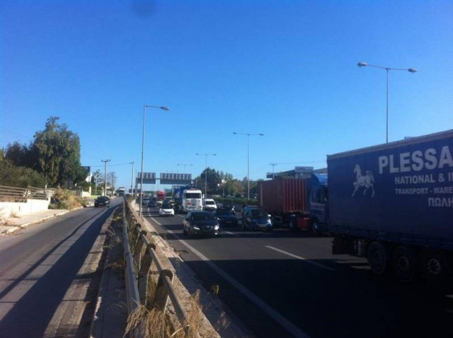 Ουρές χιλιομέτρων στον Κηφισό λόγω τροχαίου