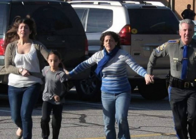 Γκρεμίζουν το σχολείο που έχασαν τη ζωή τους 20 παιδιά