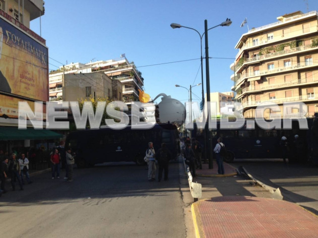 «Φρούριο» η οδός Δεληγιάννη (pics+vid)