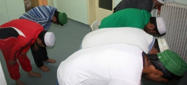 Αυτοσχέδιο κρυφό τζαμί στη Λάρισα