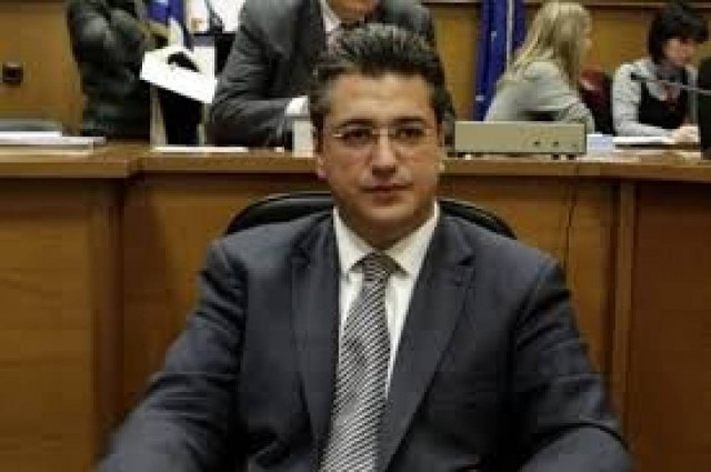 Παραίτηση Τζιτζικώστα ζητεί το ΠΑΣΟΚ