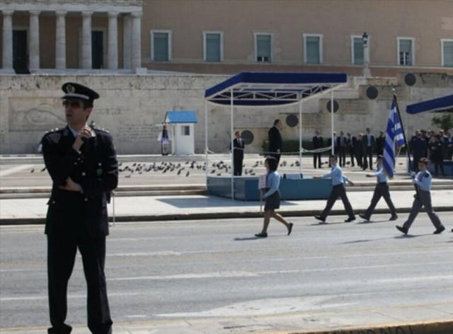 Κλειστοί δρόμοι τη Δευτέρα λόγω της μαθητικής παρέλασης