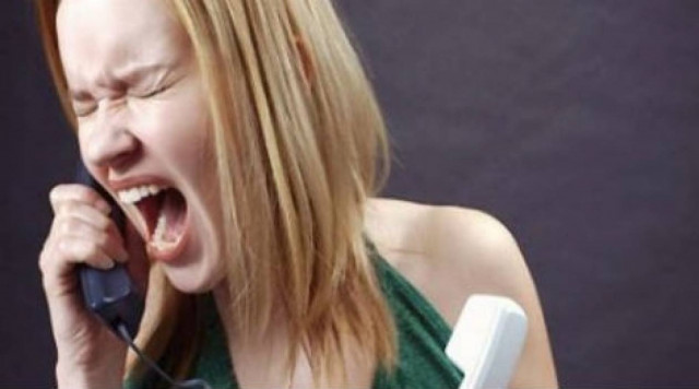 Βίντεο: Δείτε πως ξέσπασε η απατημένη σύζυγος