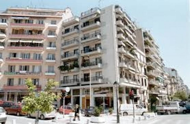 Καθυστερήσεις στις πληρωμές για το πρόγραμμα «Εξοικονομώ κατ' οίκον»