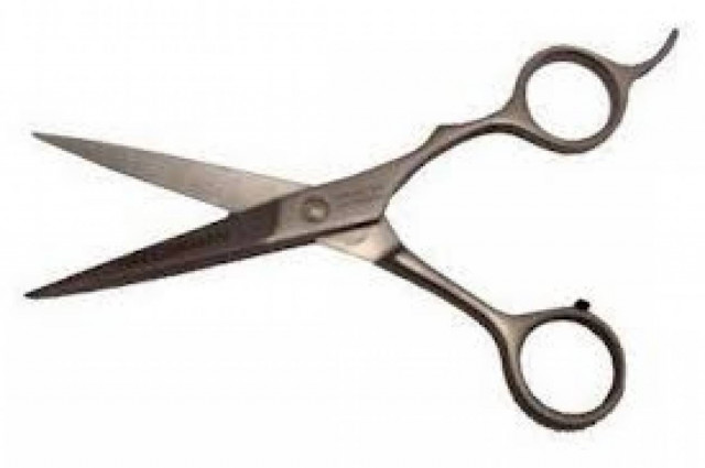 Έκοψε το πέος του και πήγε στο νοσοκομείο αλλά...