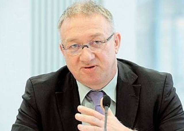 Γερμανός οικονομολόγος: Και η Γερμανία ευθύνεται για την κρίση