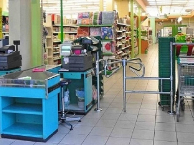 Εξαρθρώθηκε σπείρα που διέπραττε ένοπλες ληστείες σε σούπερ μάρκετ