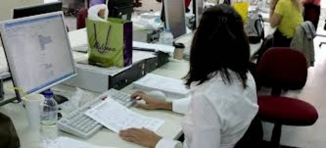 Οι άγαμες θυγατέρες στο στόχαστρο της Κομισιόν