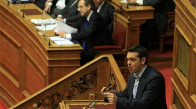 Ο Τσίπρας καλεί τον Σαμαρά να πάει στη Βουλή