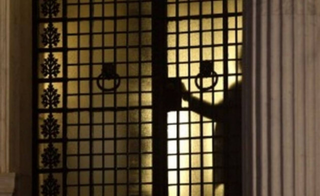 Κυβερνητική πηγή για Τρόικα: Μερικές φορές τα «φουσκώνουμε»...