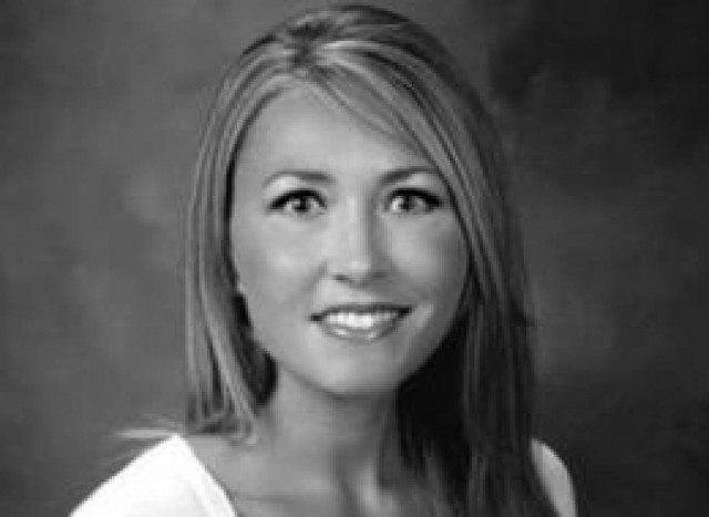 Αυτή είναι η 34χρονη, ξανθιά δασκάλα που έκανε σεξ με 15χρονο μαθητή