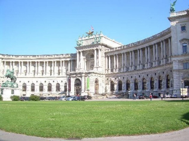 Αυστρία: Μείωση του αριθμού των αιτούντων άσυλο