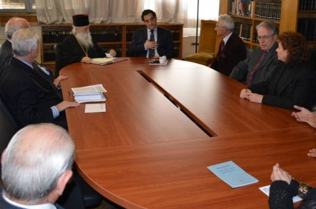 Συνάντηση Γεωργιάδη με το προσωρινό ΔΣ του Ελληνικού Ερυθρού Σταυρού