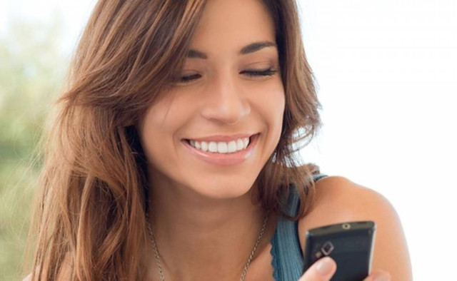 Πώς τα sms επηρεάζουν τις σχέσεις μας...