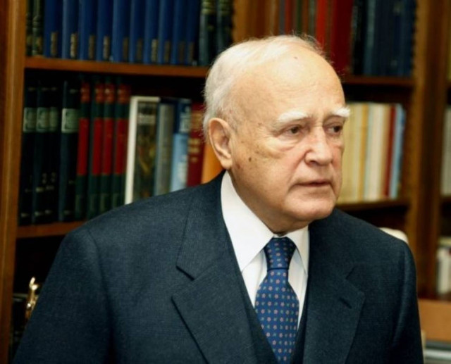 Στην Αλβανία ο Κ. Παπούλιας