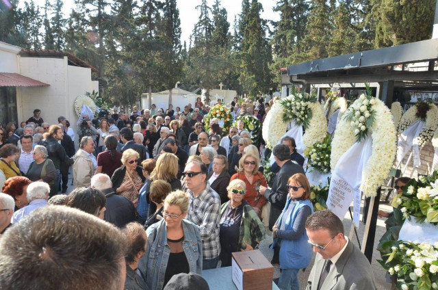 Το τελευταίο αντίο στον Νίκο Φώσκολο (pics)