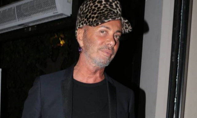 Λάκης Γαβαλάς: Tα τατουάζ και η Rolls Royce!