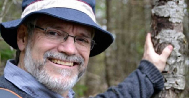 Αναγκάστηκε να φάει το σκύλο του για να ζήσει!