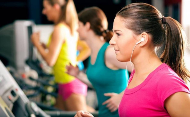 Γιατί πρέπει να ακούτε μουσική όταν γυμνάζεστε