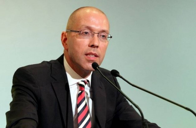 «Οι νέοι κανόνες για τις τράπεζες πρέπει να τεθούν σε ισχύ το 2015»