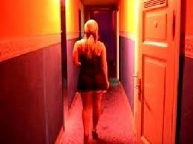 Το ινστιτούτο φυσικοθεραπείας ήταν... οίκος ανοχής