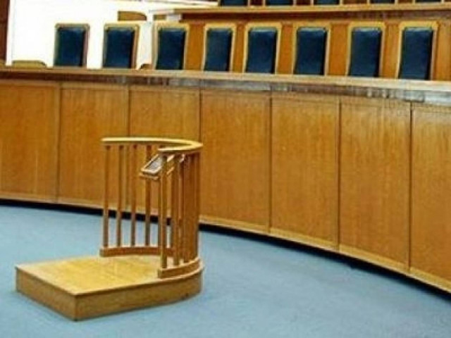 Απεργούν αύριο οι δικαστικοί υπάλληλοι