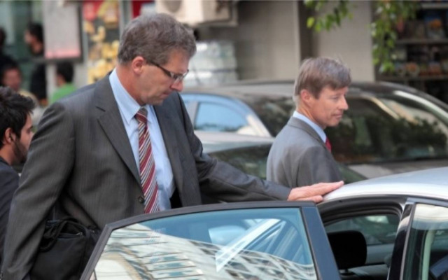 Απελευθέρωση πλειστηριασμών και εξώσεων θα απαιτήσει το πρωί η Τρόικα!