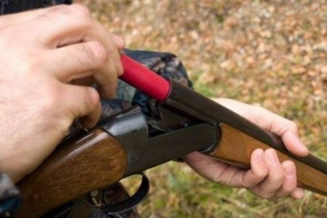 ΣΟΚ στην Κρήτη: Πυροβόλησε σκυλί έξω από σχολείο