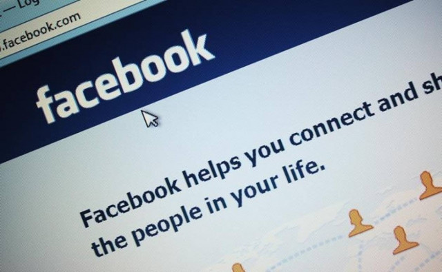 Το Facebook βλάπτει την υγεία των ελεύθερων γυναικών!