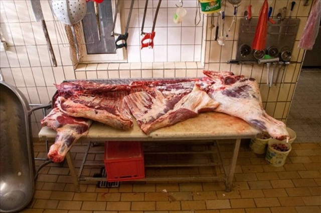 Διατροφικό σκάνδαλο με μολυσμένο κρέας αναστατώνει τη Γερμανία