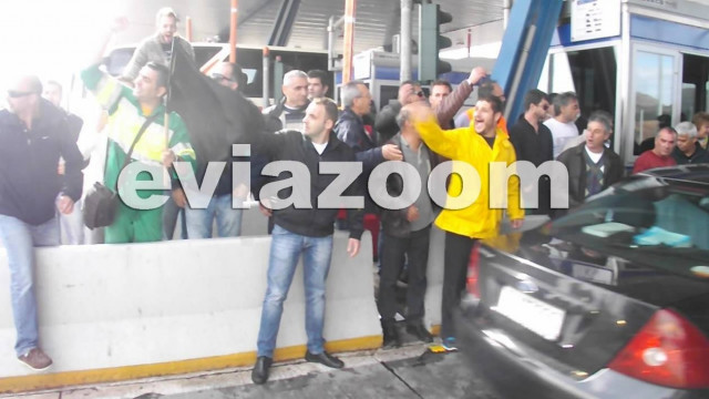 Θήβα: Αγανάκτησαν και άνοιξαν τα διόδια (video)