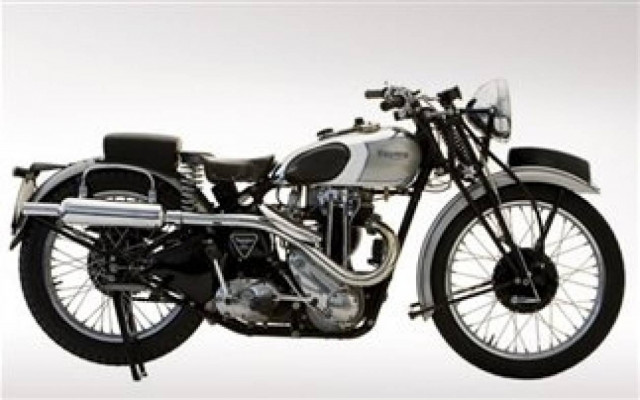 Του επιστρέφουν την κλεμμένη μηχανή του μετά από 46 χρόνια!