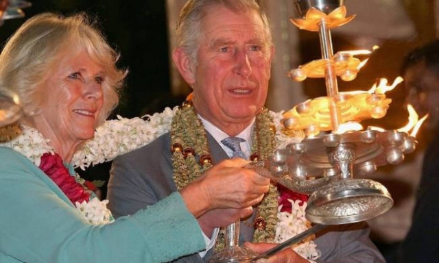 Πρίγκιπας Κάρολος: Στην Ινδία με την Καμίλα σε ινδουιστική τελετή!