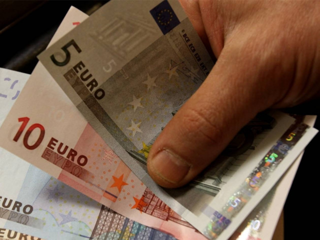 Κίνηση-έκπληξη από την ΕΚΤ, μείωσε τα επιτόκια στο 0,25%