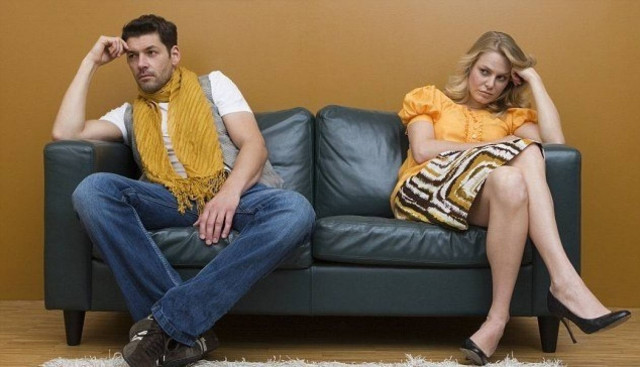 Ποιο σημείο κοιτούν άνδρες και γυναίκες στο σώμα του άλλου;