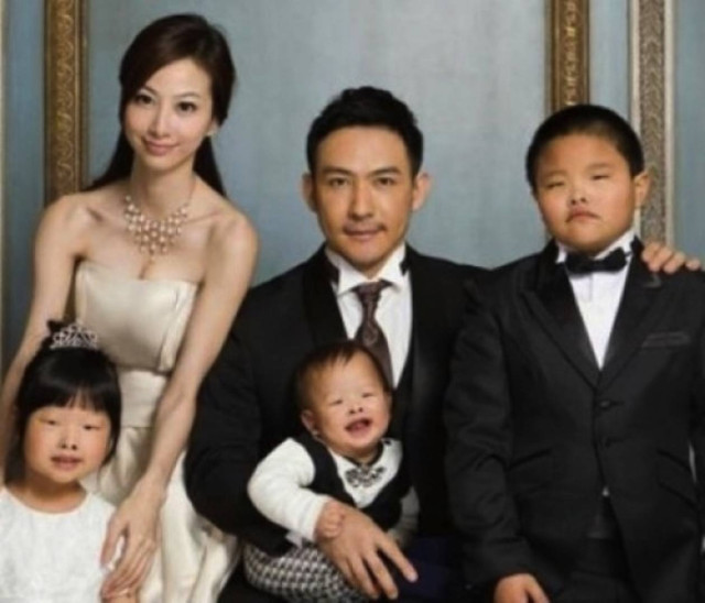 Της έκανε μήνυση γιατί του έκανε άσχημα παιδιά και μετά τη χώρισε!