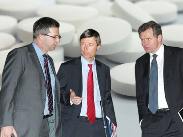 «Αλχημείες» για περαιτέρω μείωση της φαρμακευτικής δαπάνης