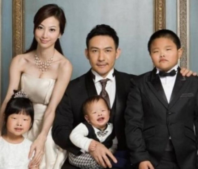 Της έκανε μήνυση γιατί του έκανε άσχημα παιδιά και μετά τη χώρισε!