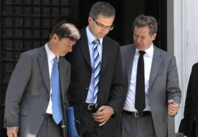 Kleine Ζeitung: Tελείως έξω έχει πέσει η Τρόικα στην Ελλάδα!