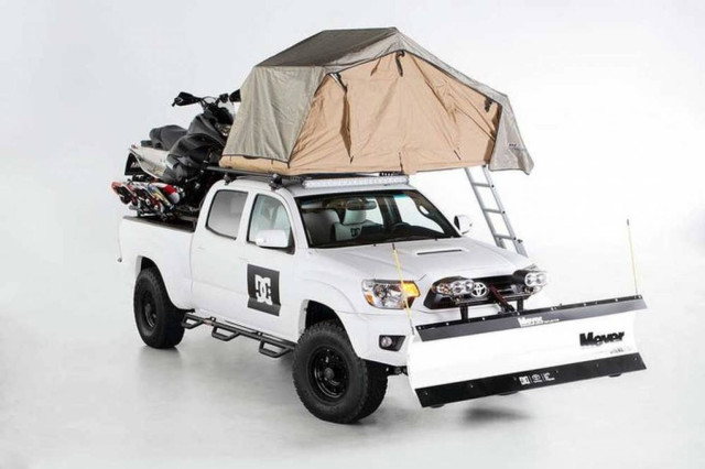 Toyota @ Sema σε θεματικά πρωτότυπα