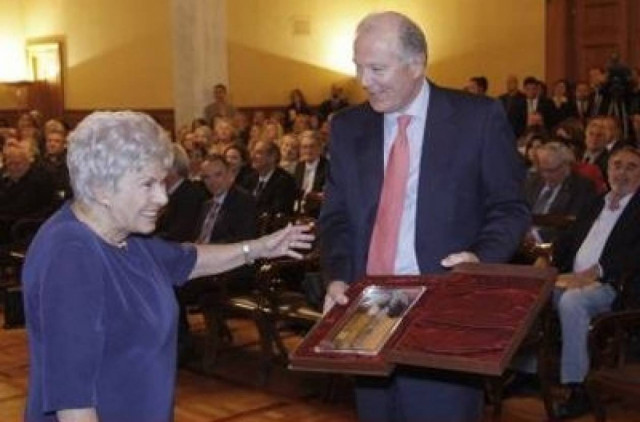 Την Κική Δημουλά τίμησε η Τράπεζα της Ελλάδος