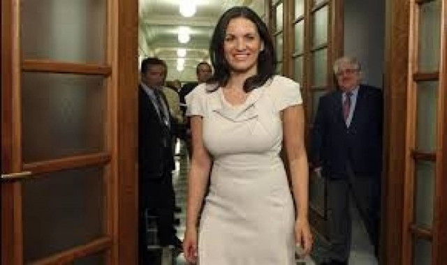 Αυτή είναι η καυτή ανηψιά της Όλγας Κεφαλογιάννη