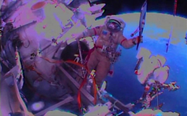 Ιστορικός περίπατος στο διάστημα με την ολυμπιακή δάδα